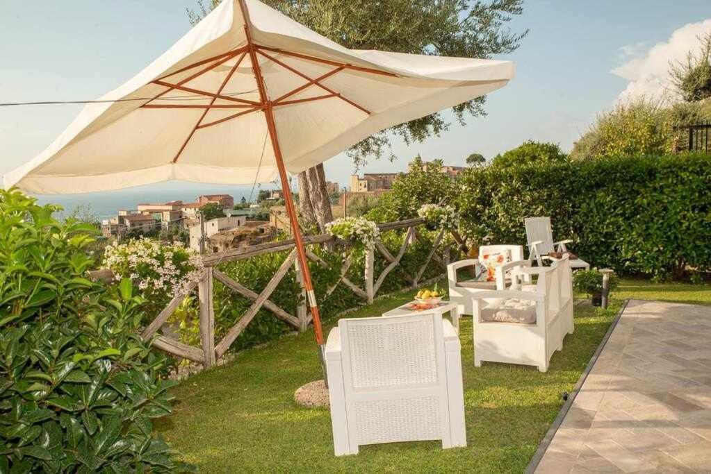 Villa Il Sogno Di Zia Ada Massa Lubrense Exterior foto